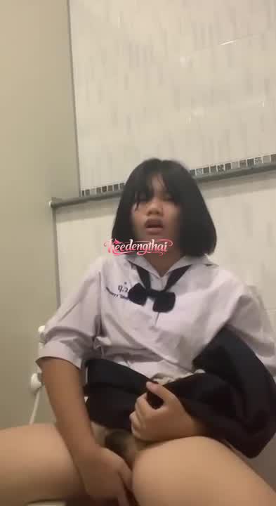คลิปหลุดนักเรียนสาว XXX เย็ดสดมันส์ 2นาทีเต็ม หลุดปี 2026 หีเด้ง