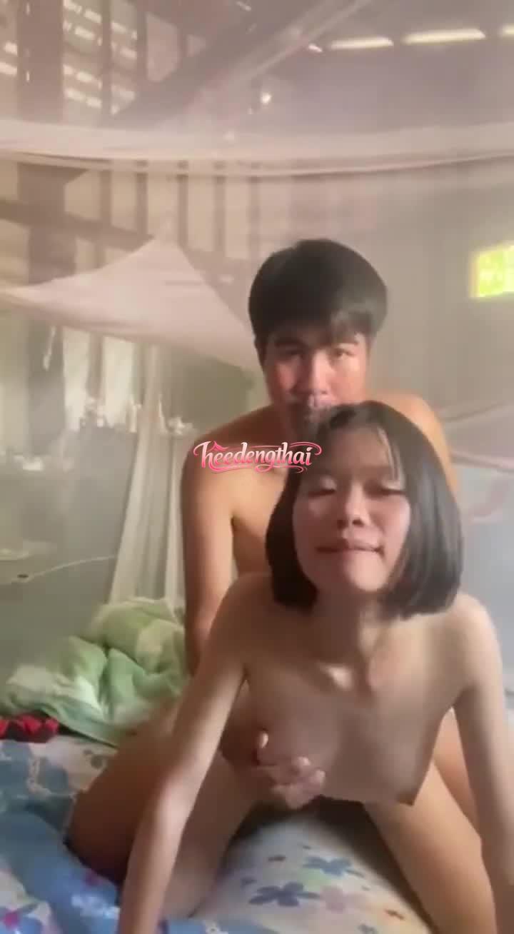 คลิปหีเด้ง คลิปหลุดนักเรียน สาวผมสั้น เด็กวัยรุ่น ม.ต้น ตั้งกล้องถ่ายเอากันโดนผัวรุ่นพี่ โชว์ลีลา คลิปเต็ม