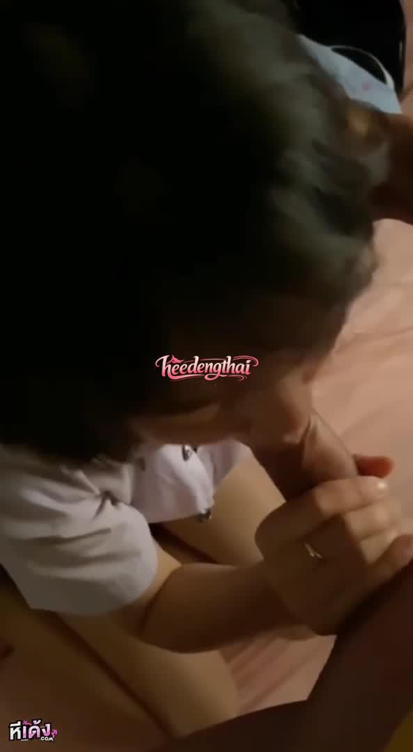 คลิปหลุดนักศึกษาปี1 พึ่งเข้าใหม่โดนรุ่นพี่จับเย็ดซอยหีคาชุดนักศึกษาเด็ดๆ 10นาที