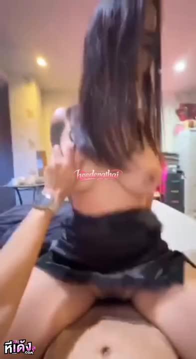 คลิปหลุดทางบ้าน XXX สาวชุดนอนนมใหญ่ จับอมควยแฟนหนุ่มเสียวจัด 3นาที หีเด้ง